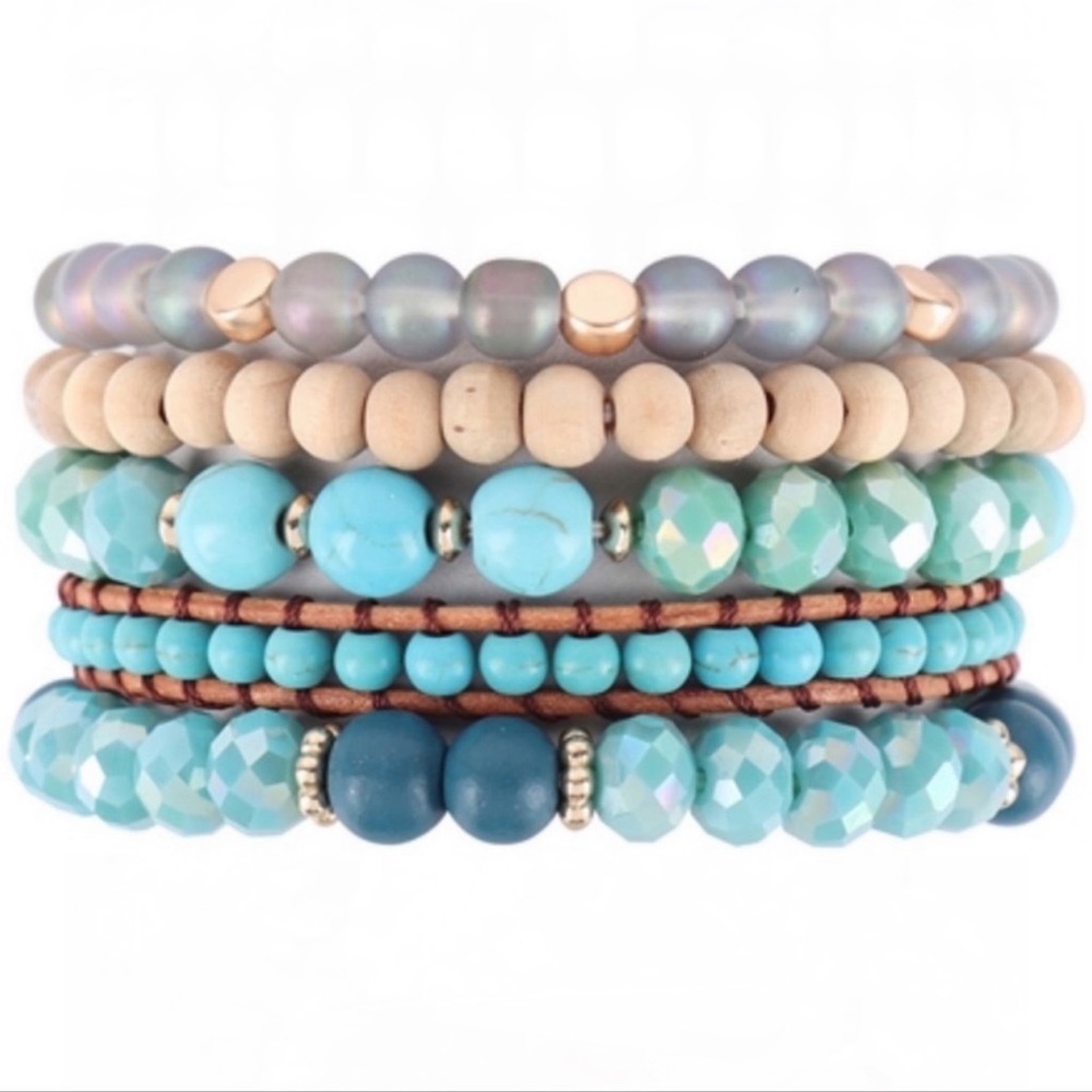 B122U💙Striking multi-strand stretch bracelet w/gorg beads+stones. Wear apart 2!